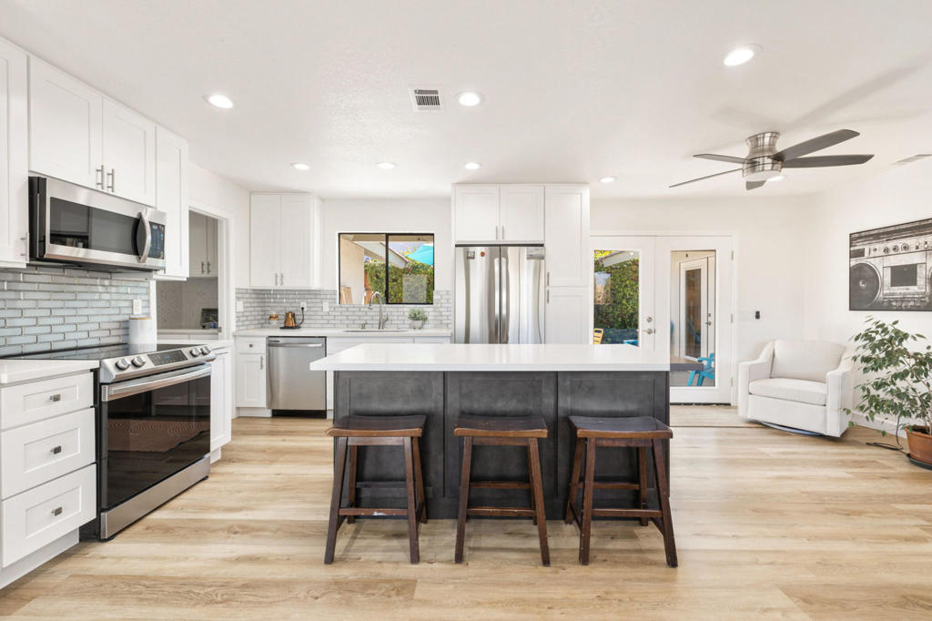 MLS #219136678DA image #2