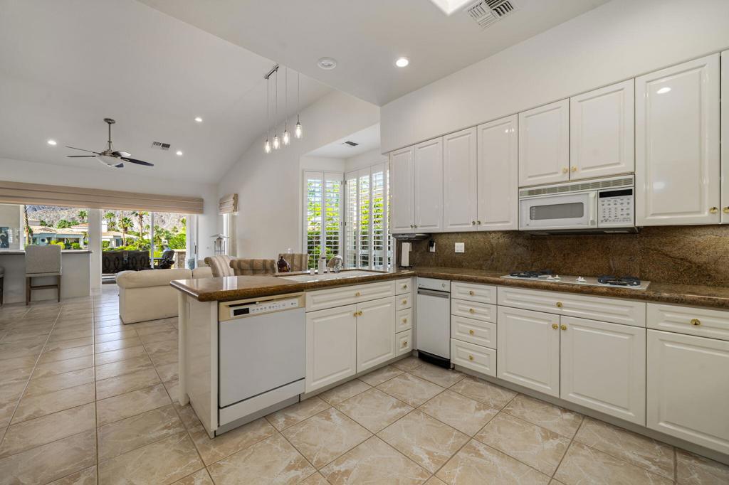 MLS #219136683DA image #29