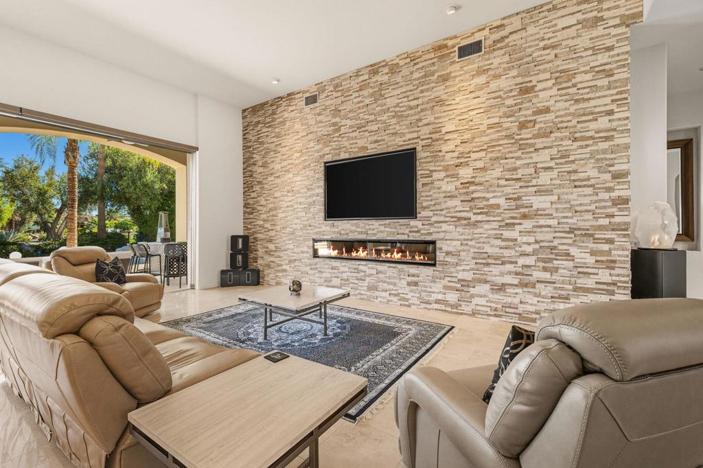 MLS #219136691DA image #10