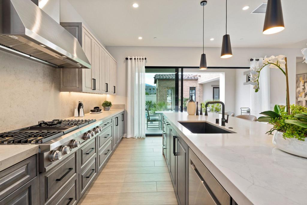 MLS #219136710DA image #8