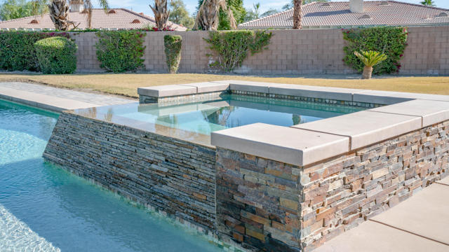 MLS #219136722DA image #16