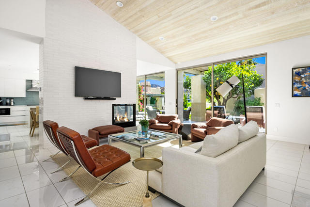 MLS #219136731DA image #2