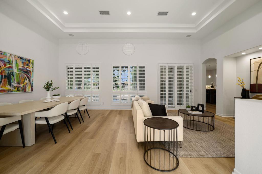 MLS #219136747DA image #1