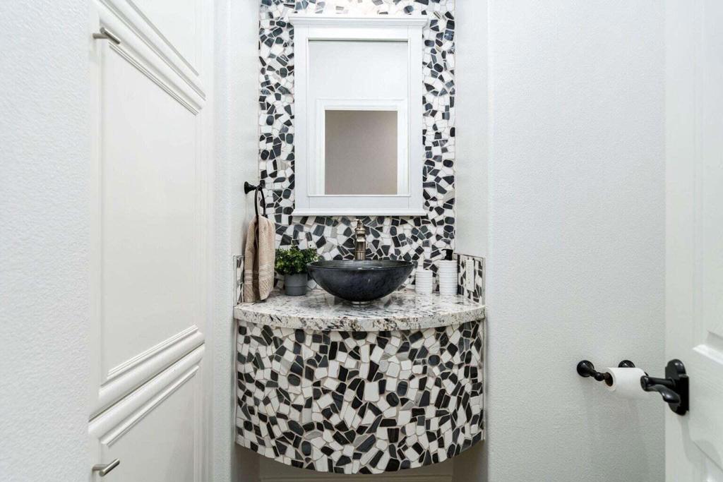 MLS #219136747DA image #24