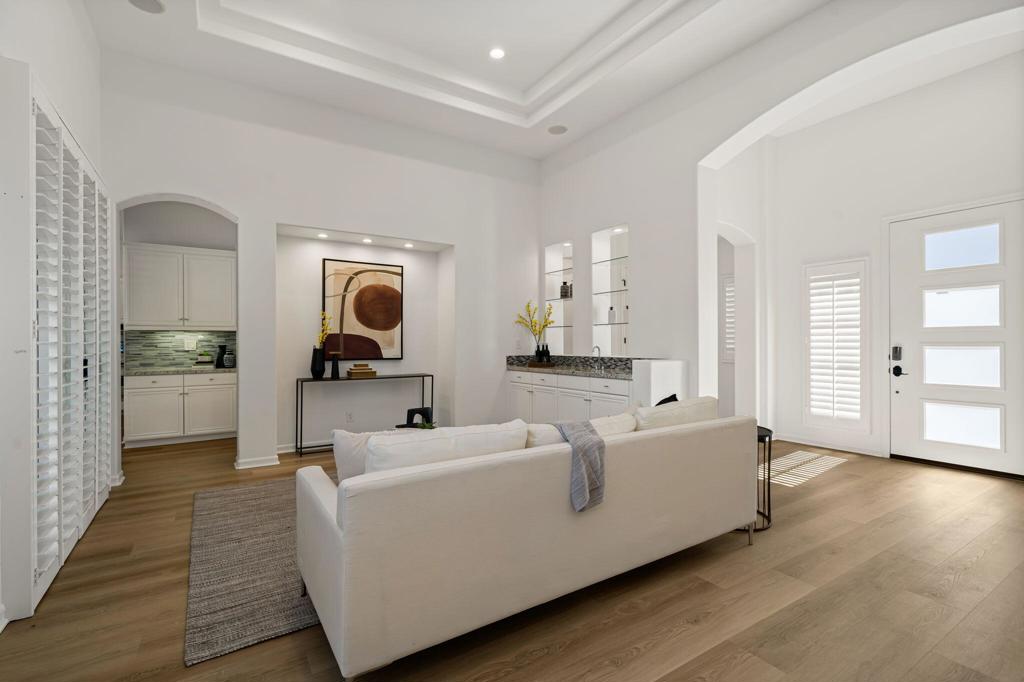 MLS #219136747DA image #5