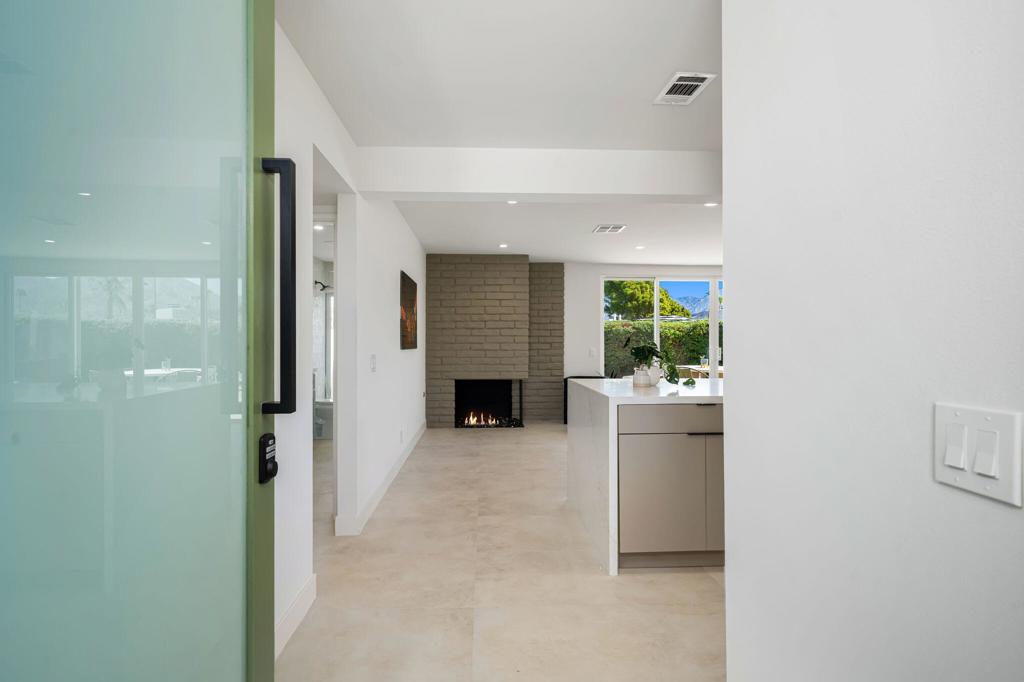 MLS #219136753DA image #8