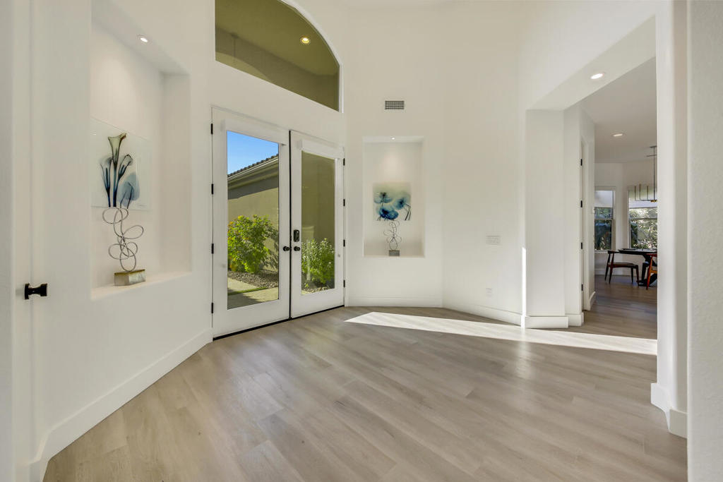 MLS #219136786DA image #5