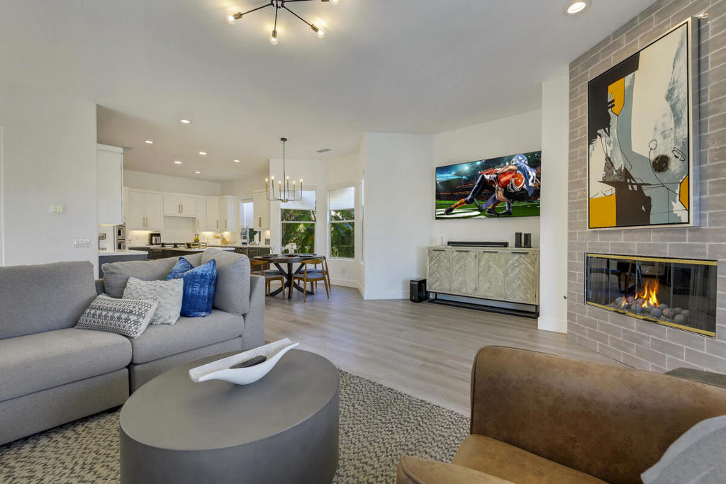 MLS #219136786DA image #8