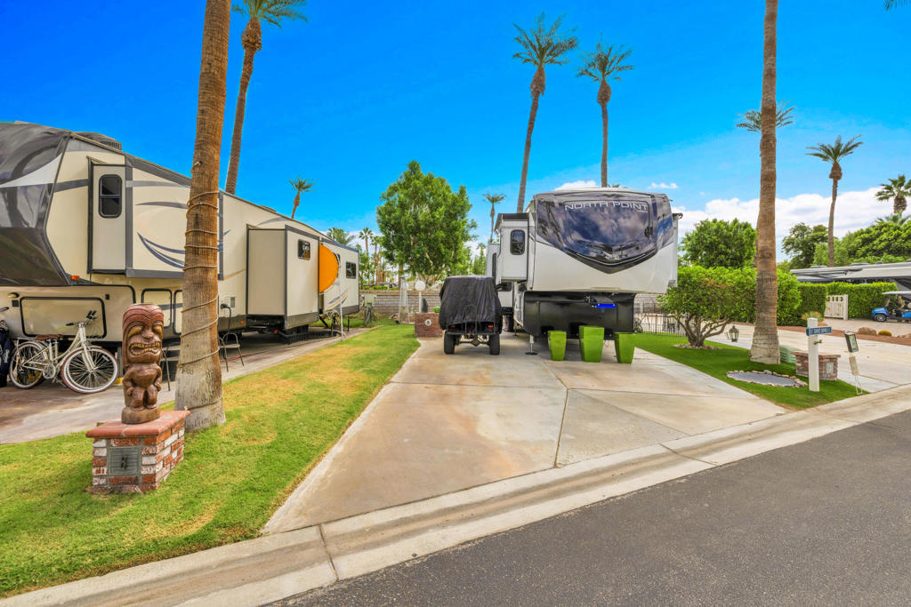 MLS #219136798DA image #1