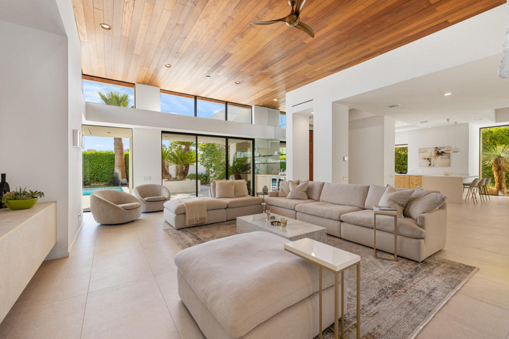 MLS #219136808DA image #10