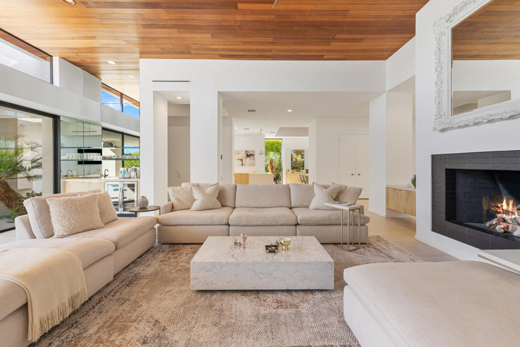 MLS #219136808DA image #11