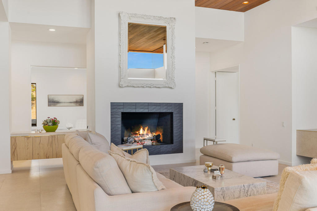 MLS #219136808DA image #17