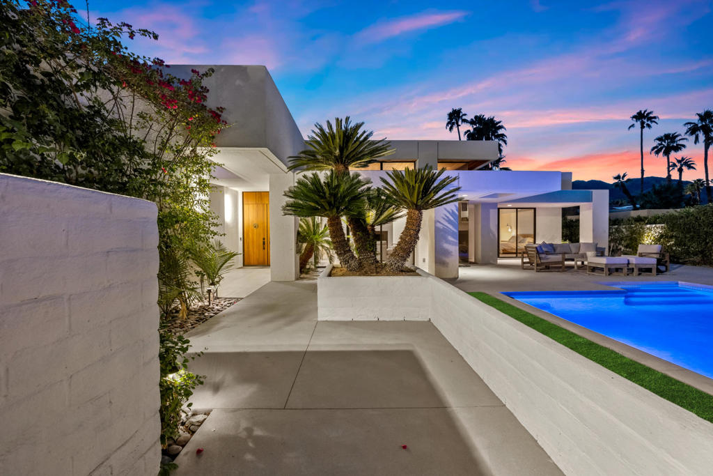 MLS #219136808DA image #4