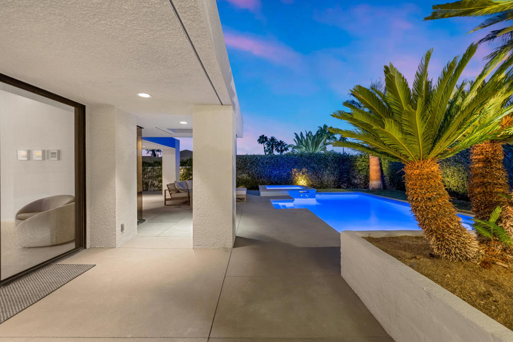 MLS #219136808DA image #6