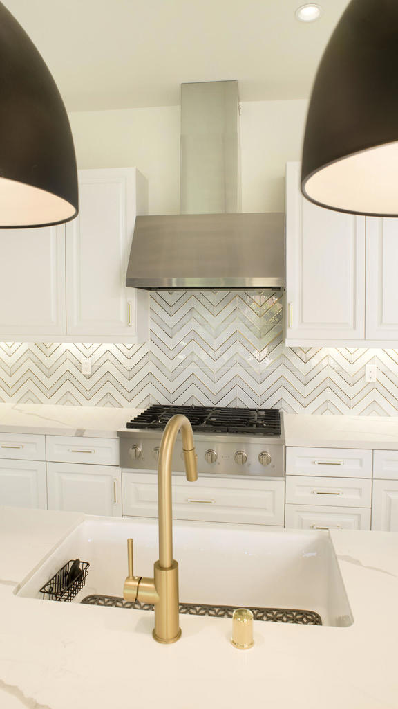 MLS #219136812DA image #9