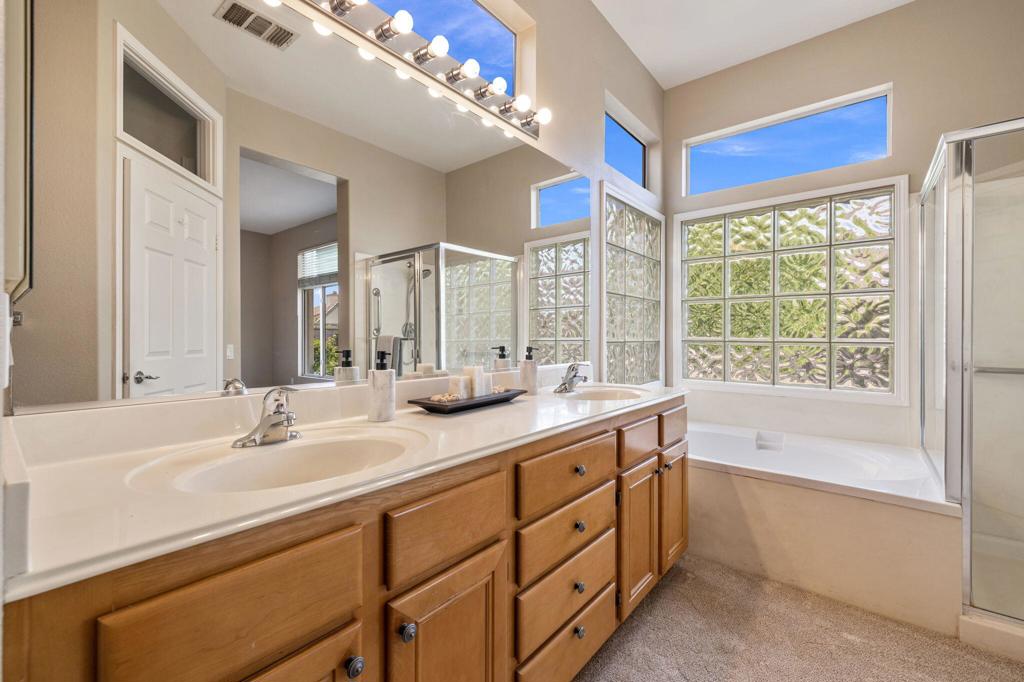 MLS #219136813DA image #24