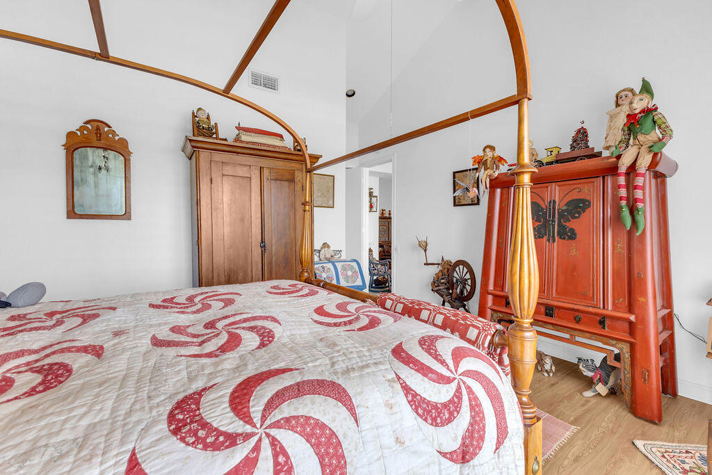 MLS #219136815DA image #17