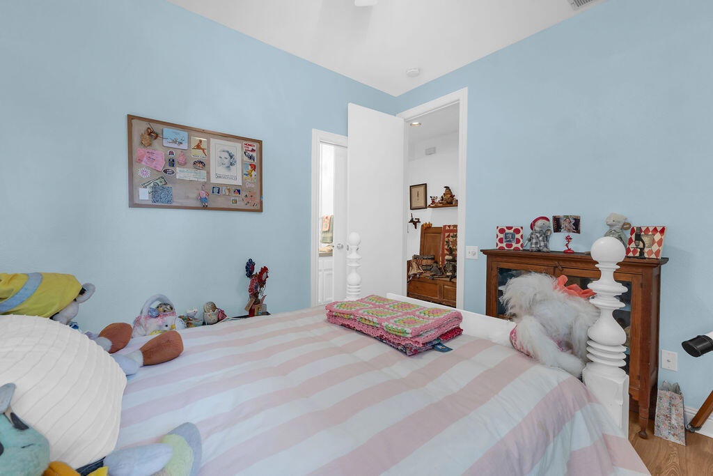 MLS #219136815DA image #20