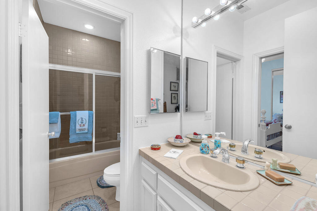 MLS #219136815DA image #22