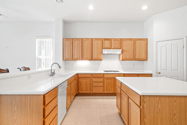 MLS #219136826DA image #14