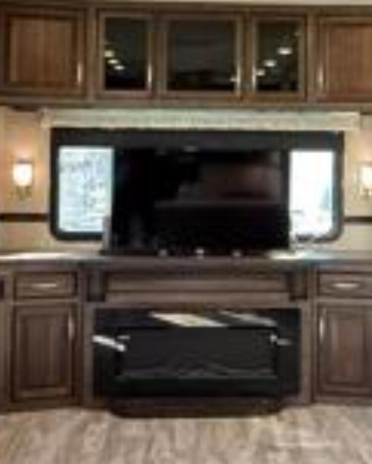 MLS #219136827DA image #3