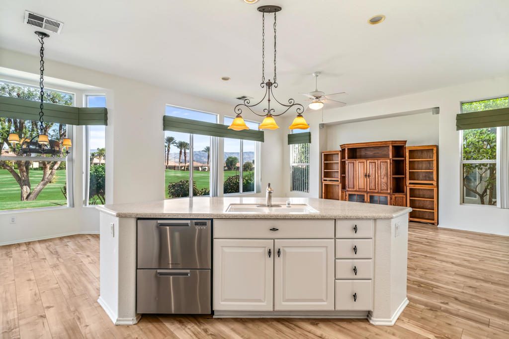 MLS #219136829DA image #25