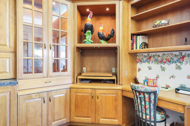 MLS #219136841DA image #12