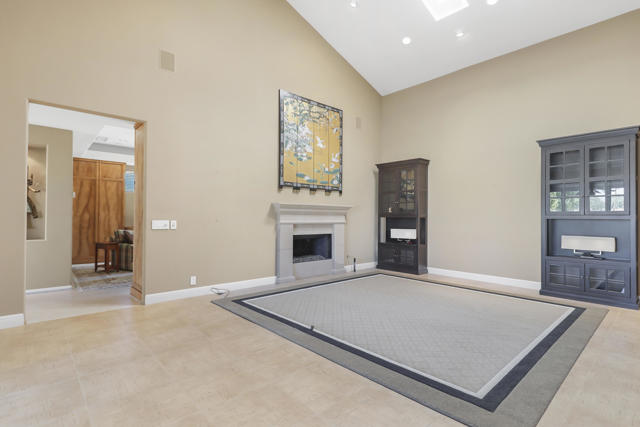 MLS #219136841DA image #5