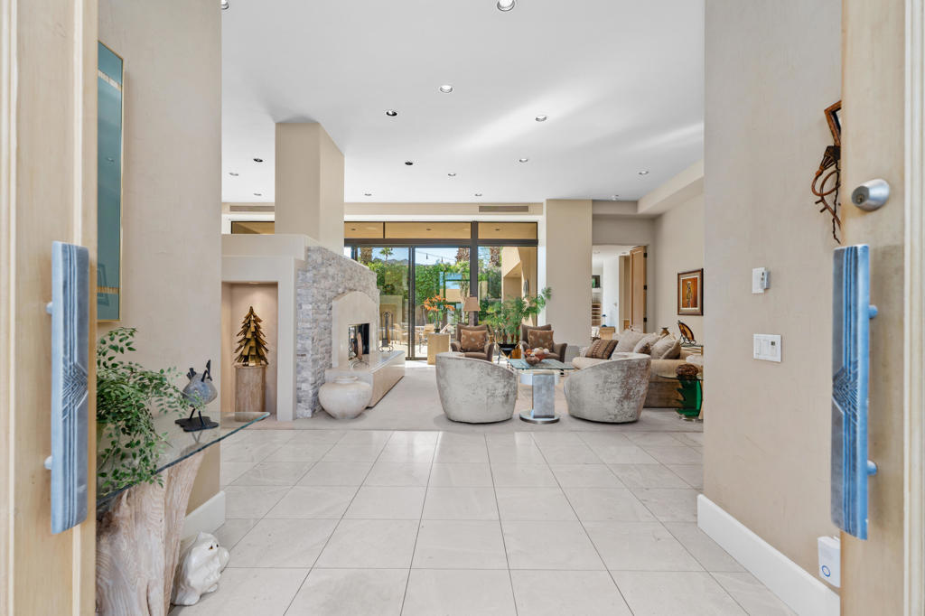 MLS #219136845DA image #10