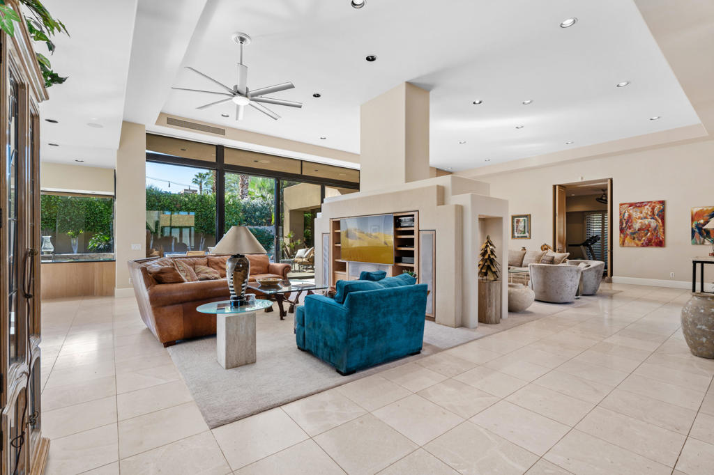 MLS #219136845DA image #13