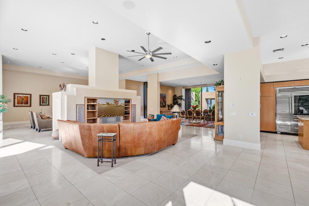 MLS #219136845DA image #14