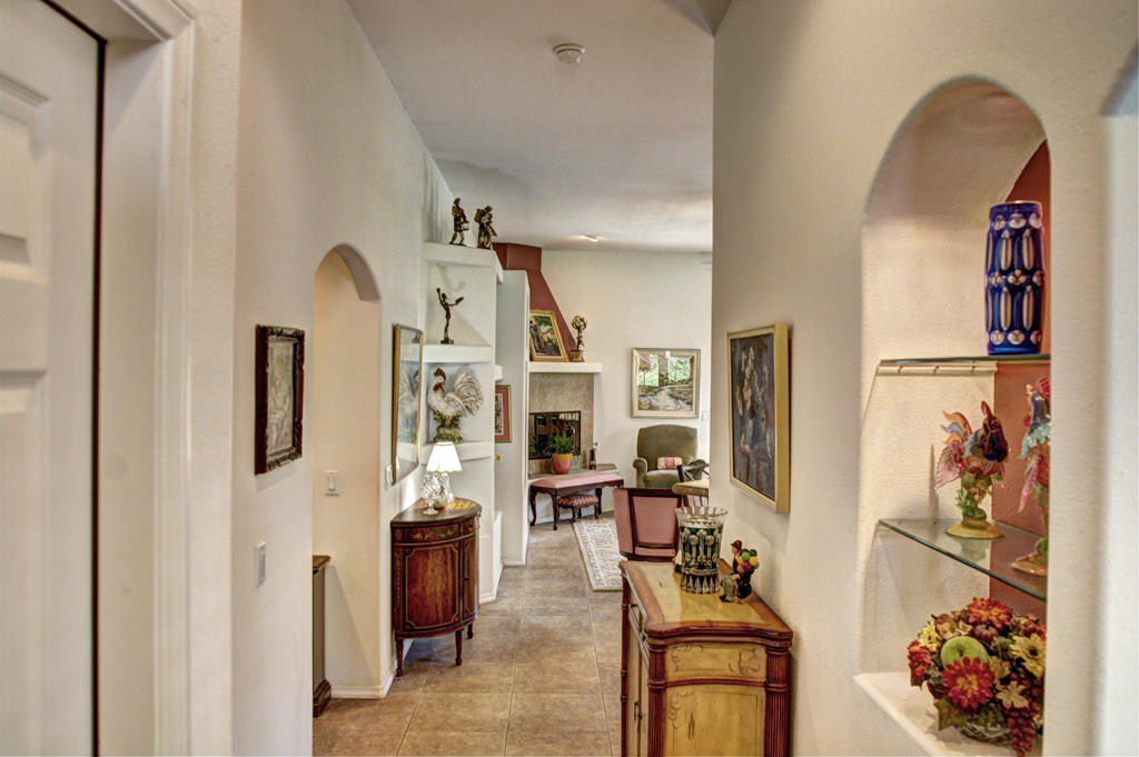 MLS #219136847DA image #3