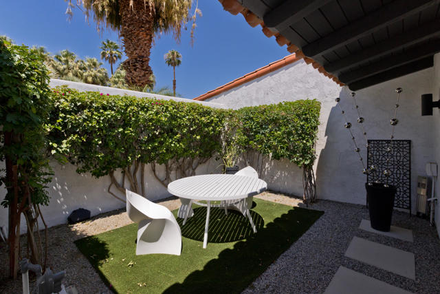 MLS #219136861DA image #4