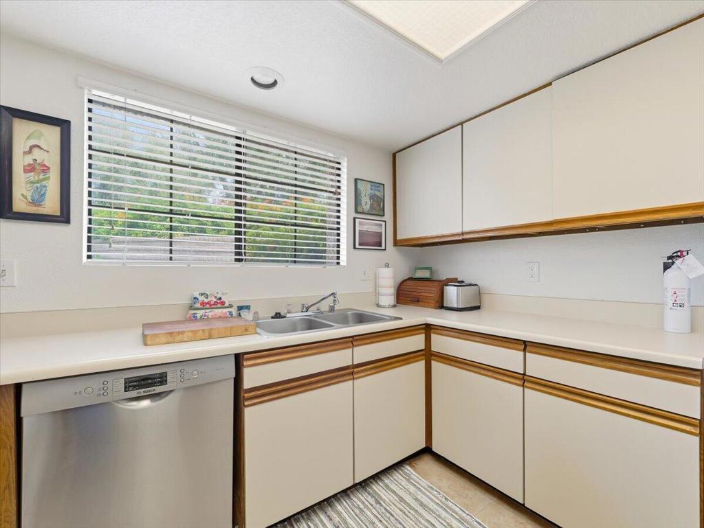 MLS #219136869DA image #6