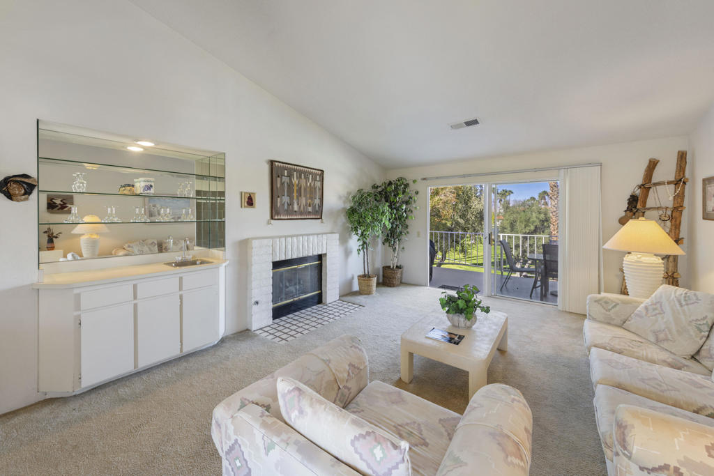 MLS #219136876DA image #3