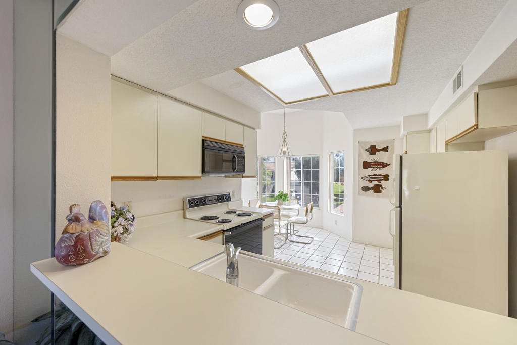 MLS #219136876DA image #8