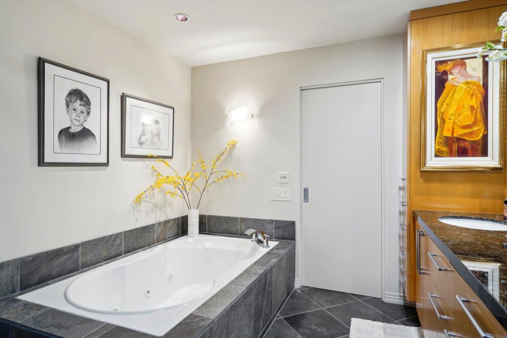 MLS #219136878PS image #29