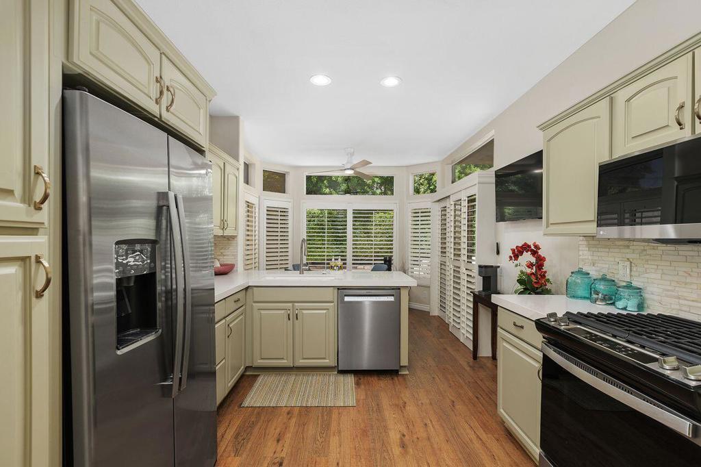 MLS #219136884DA image #14