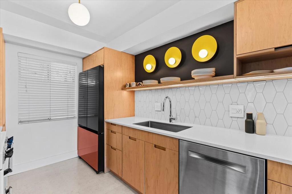 MLS #219136913PS image #14