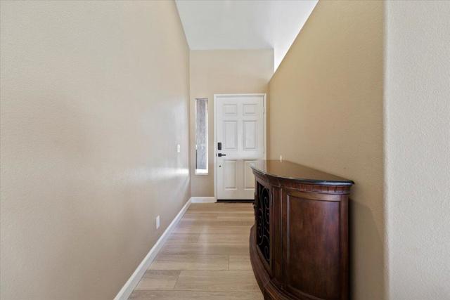 MLS #219136932DA image #4