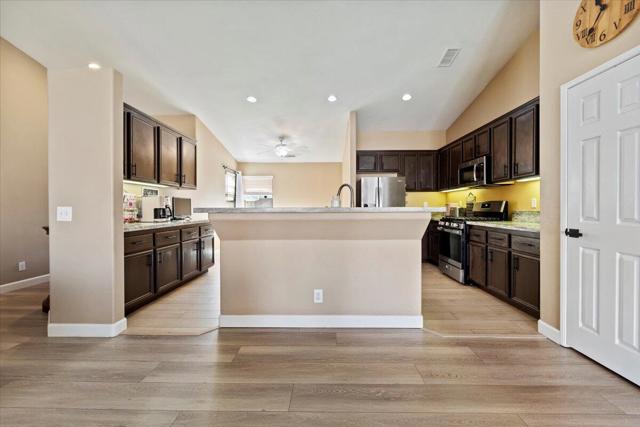 MLS #219136932DA image #5