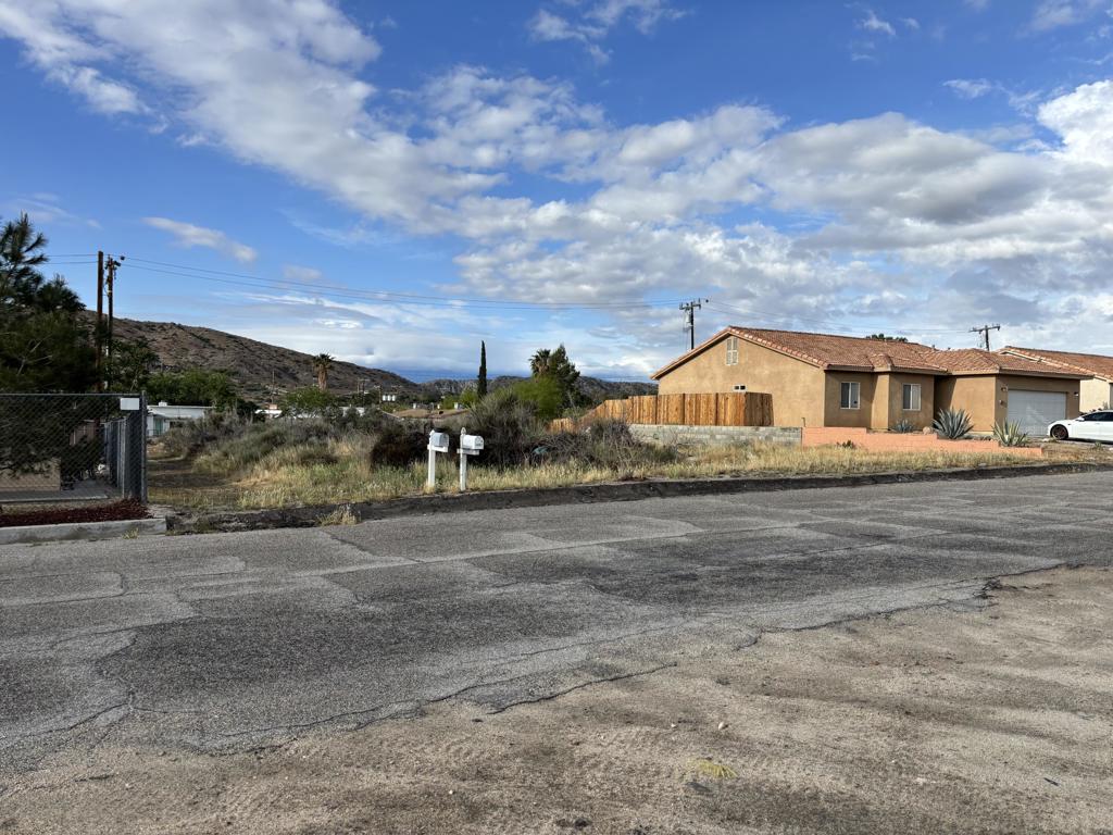 MLS #219136938PS image #2