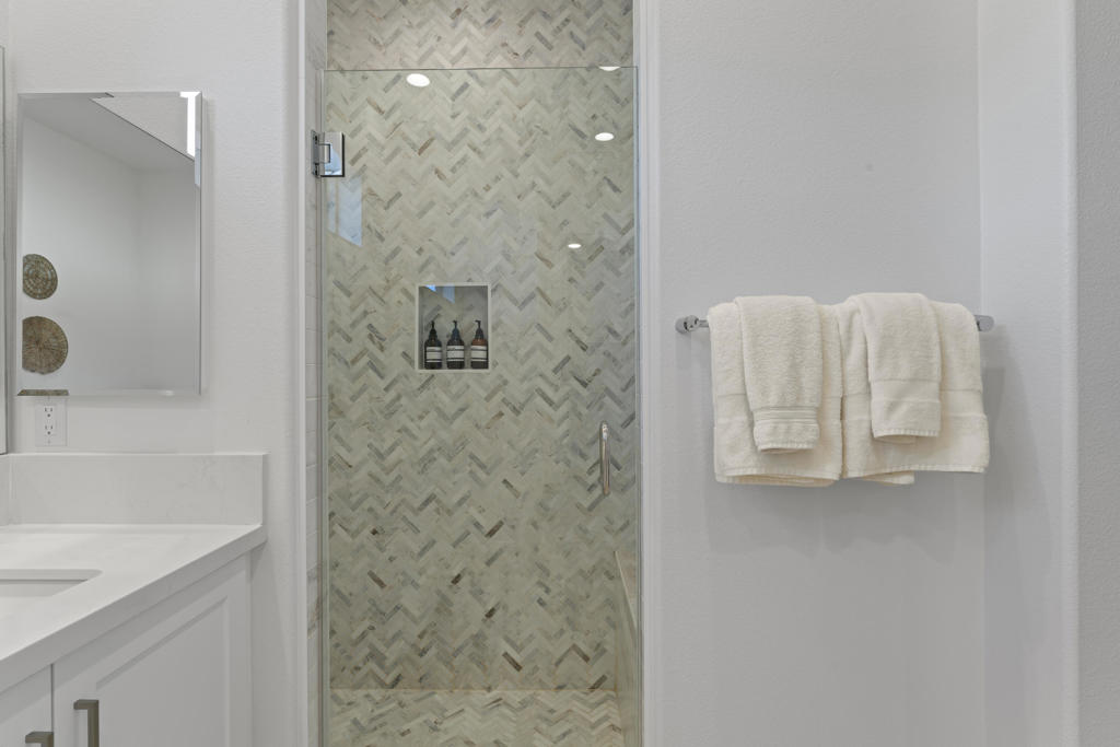 MLS #219136944DA image #16