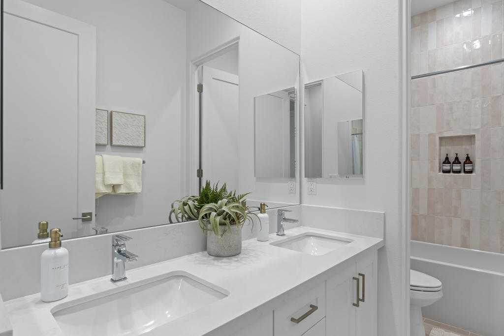 MLS #219136944DA image #19