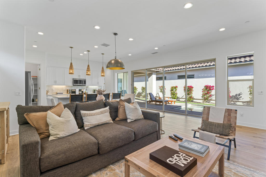 MLS #219136944DA image #3