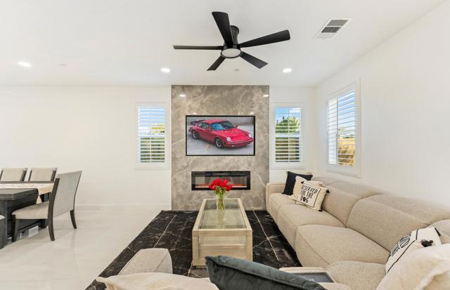 MLS #219136966DA image #2