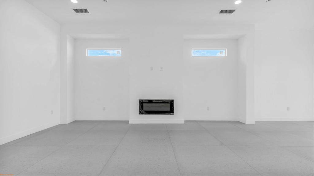 MLS #219136967DA image #9