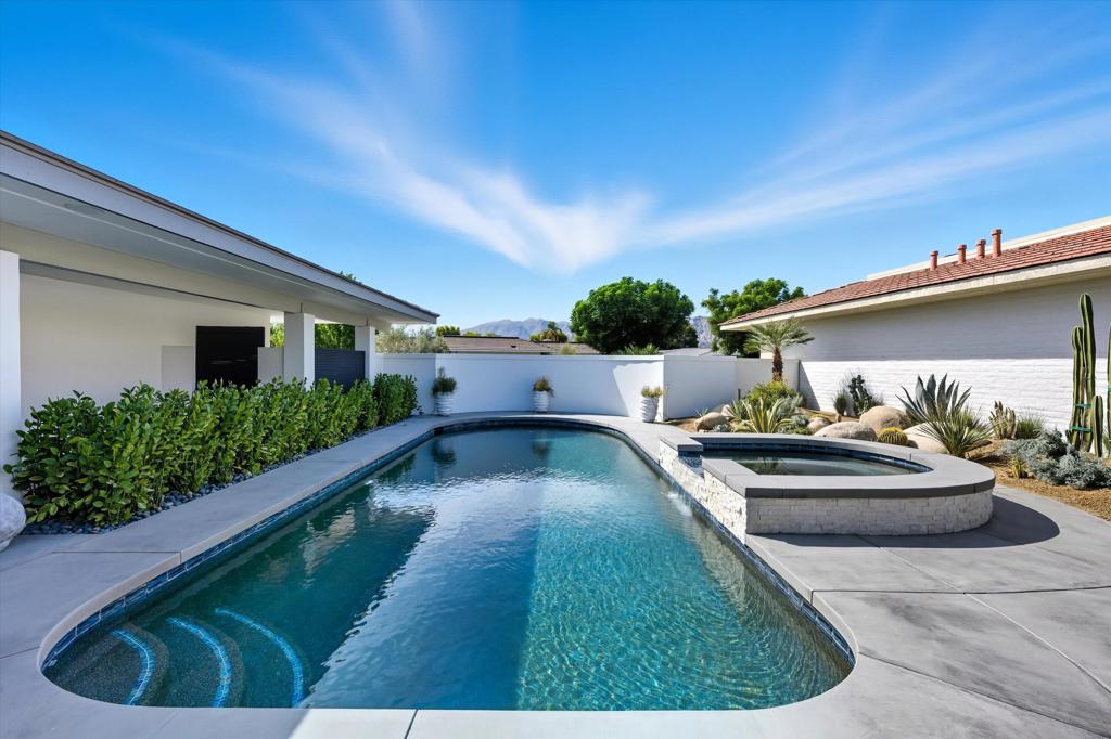 MLS #219136977DA image #10