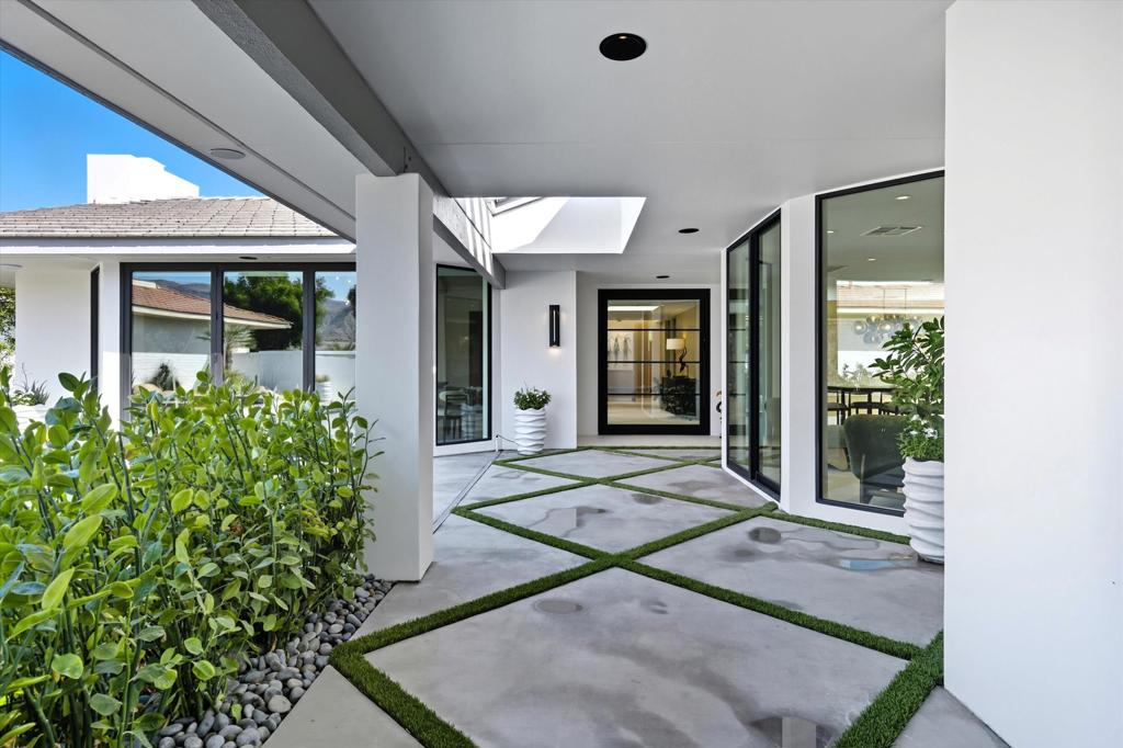 MLS #219136977DA image #8