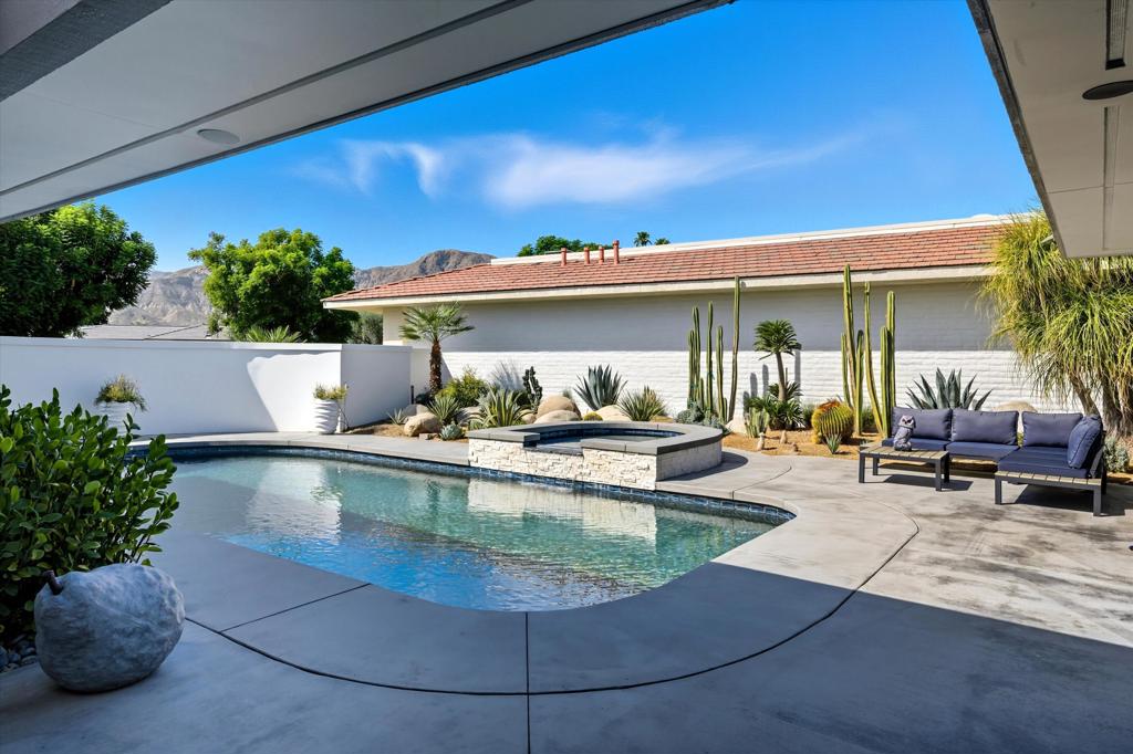 MLS #219136977DA image #9